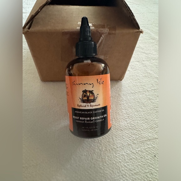 Sunny Isle Jamaican Black Castor Oil Root Repair Growth Oil - Picture 4 of 5